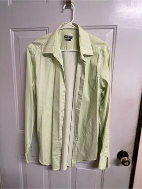 Van Heusen Men's Light Green Button-Up Shirt L